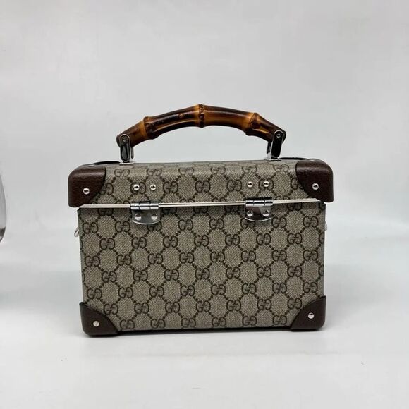 Gucci Women Pre-Loved Bag Very Good Condition - Picture 4 of 9